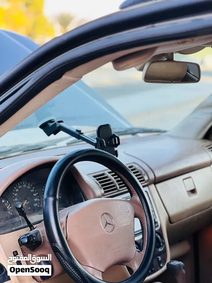 Mercedes-Benz M-Class 2000 photo 3