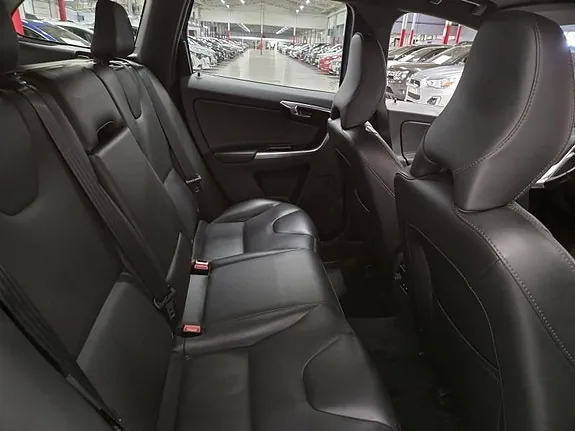 Volvo Xc60 2017 photo 5