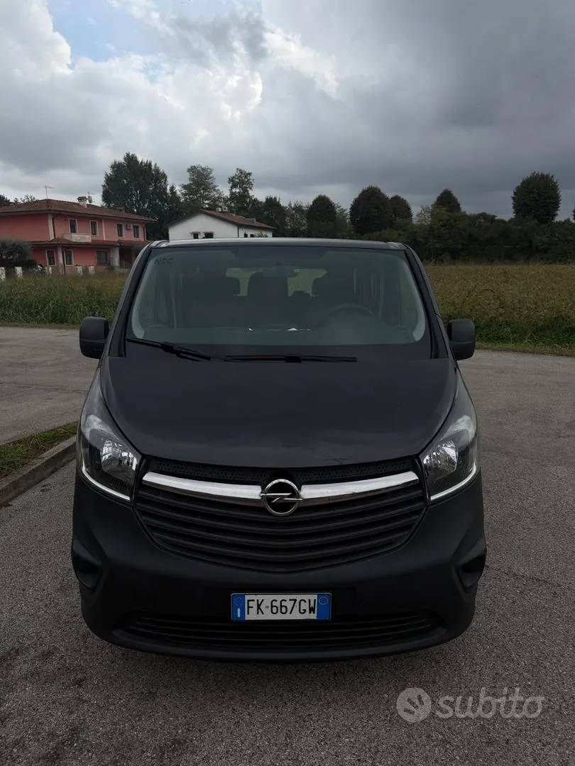 Opel Vivaro 2017 photo 2