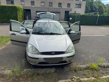 Ford Focus 2004 photo 3