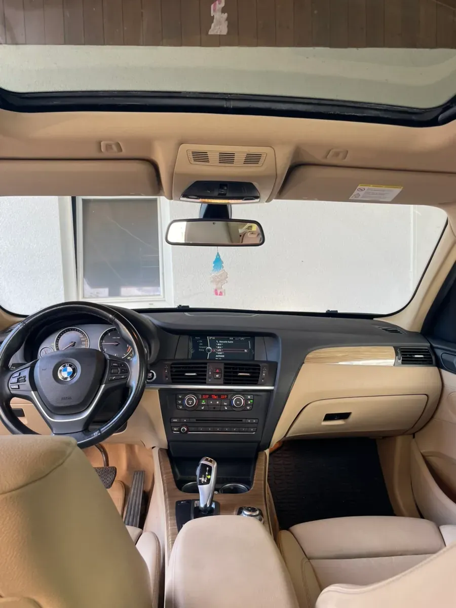 BMW X3 2011 photo 3