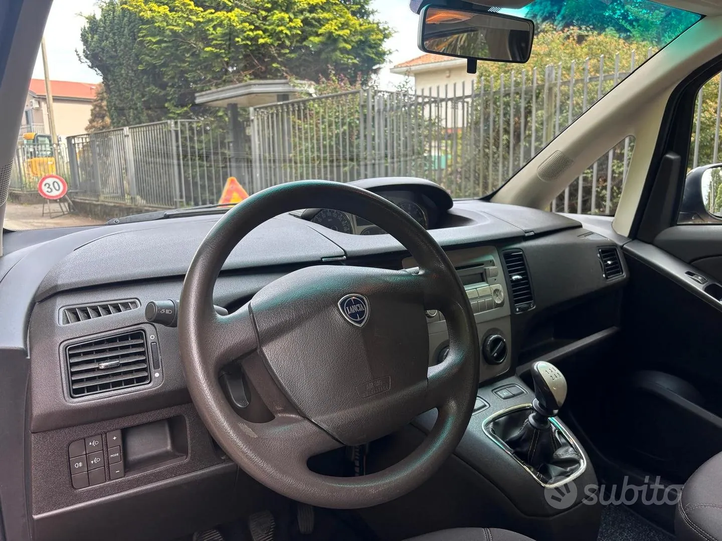 Lancia Musa 2010 photo 4