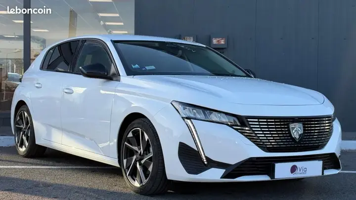 Peugeot 308 2023 photo 3
