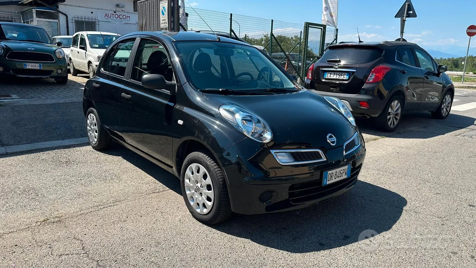 Nissan Micra 2008 photo 4