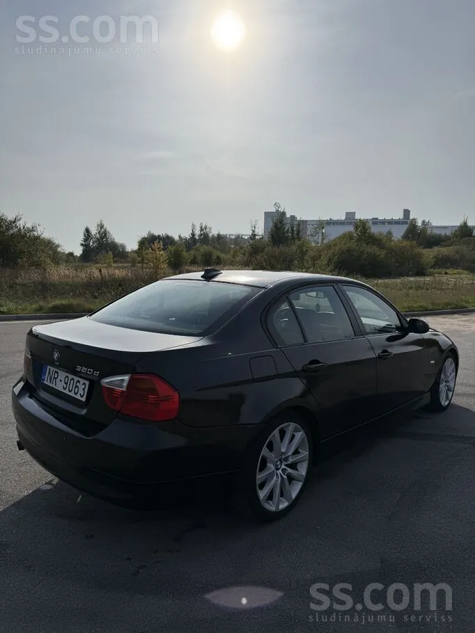 BMW 320D 2006 photo 4