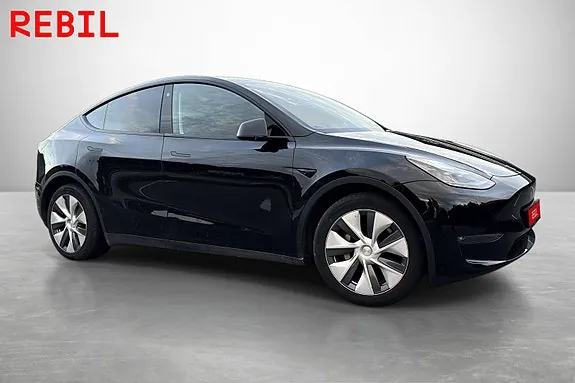 Tesla Model Y 2023 photo 3