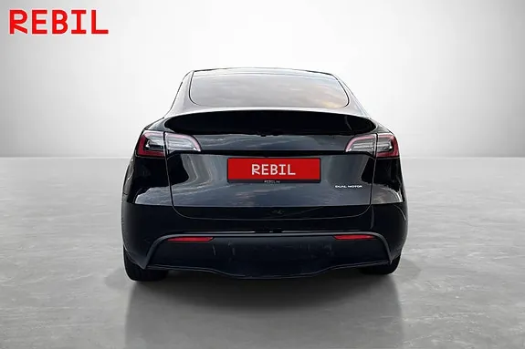 Tesla Model Y 2023 photo 5