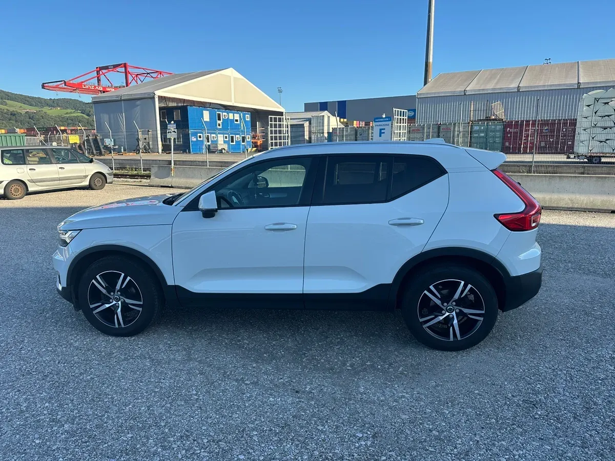 Volvo Xc40 2019 photo 3