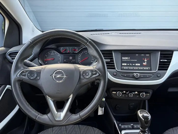 Opel Crossland X 2020 photo 3