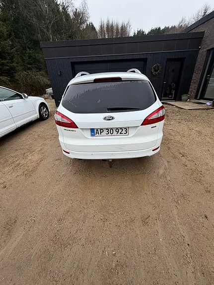 Ford Mondeo 2010 photo 4