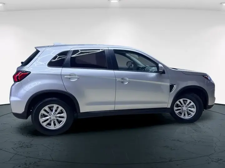 Mitsubishi Rvr 2024 photo 3