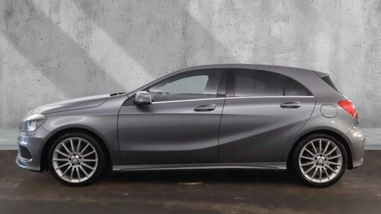 Mercedes-Benz A-Class 2013 photo 4