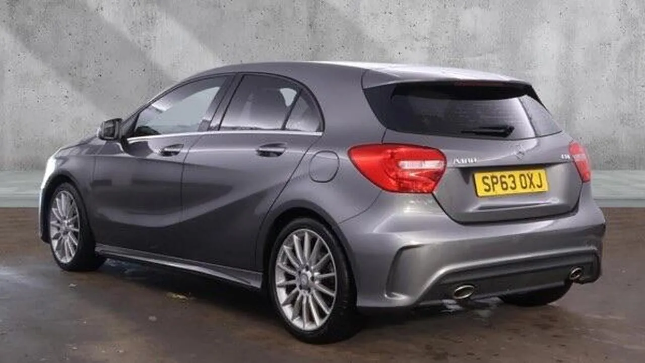 Mercedes-Benz A-Class 2013 photo 3