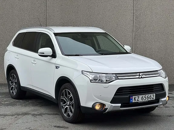 Mitsubishi Outlander 2015 photo 3