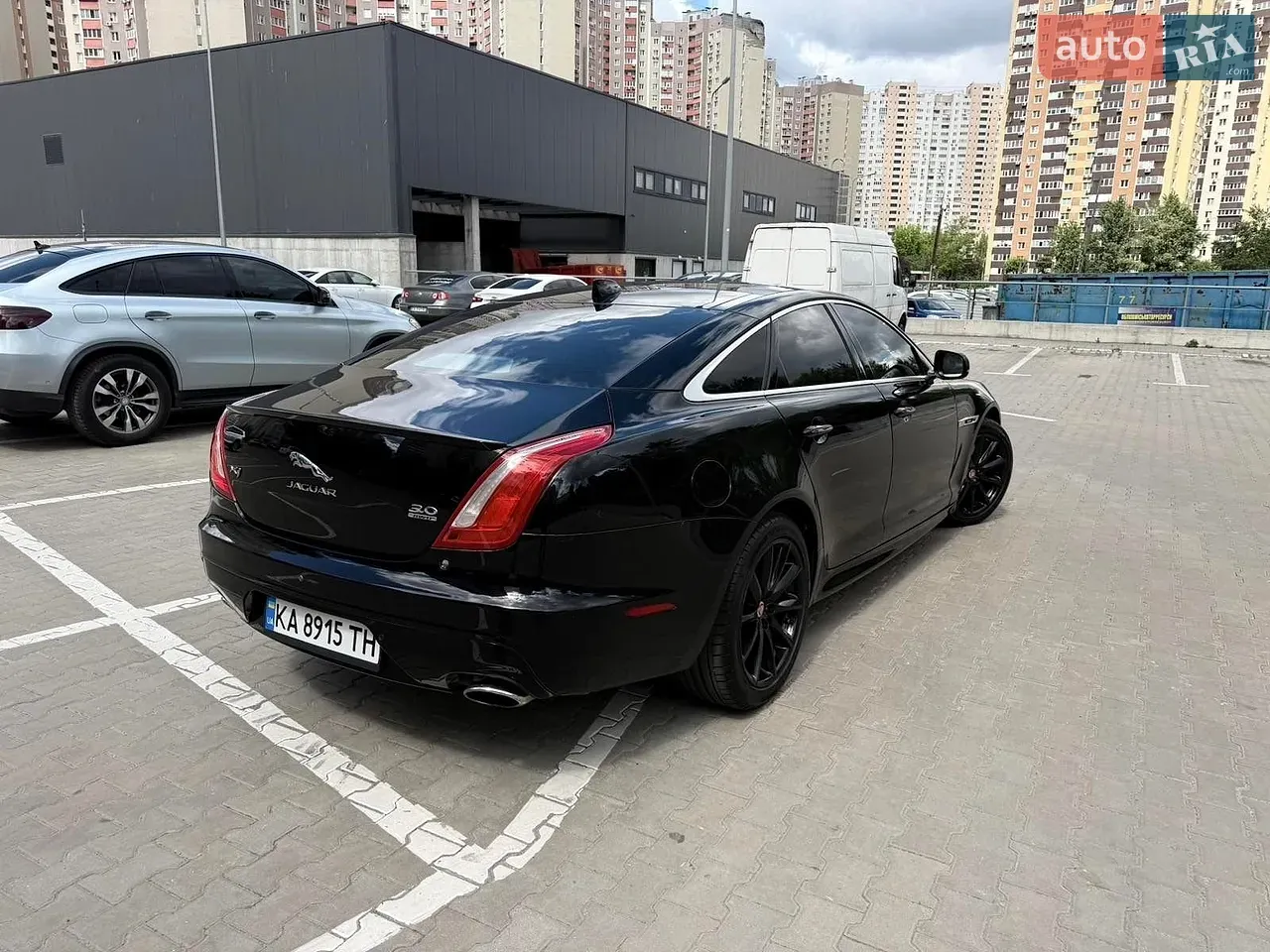 Jaguar Xj 2015 photo 4