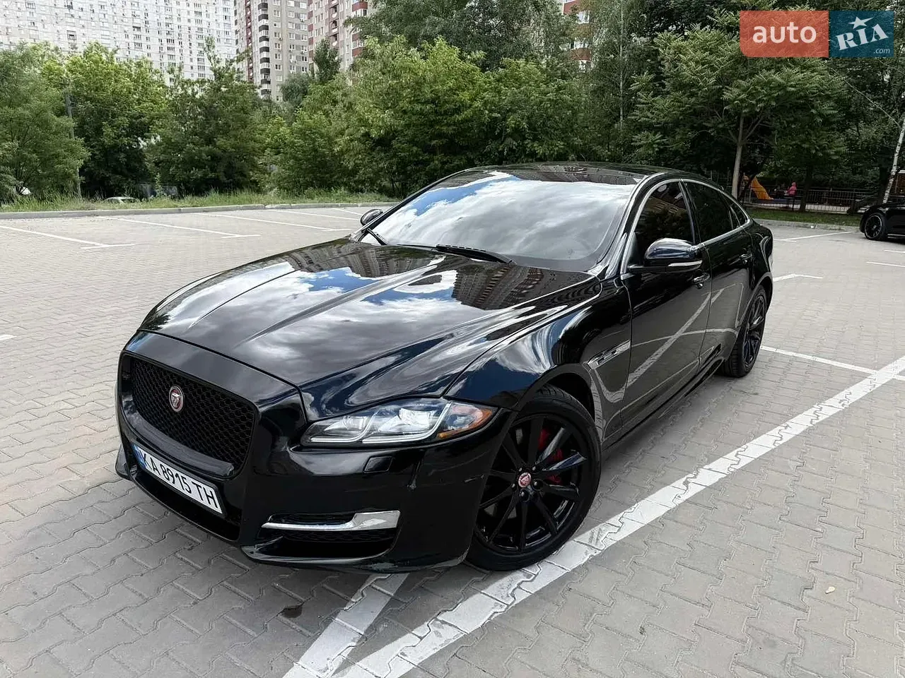 Jaguar Xj