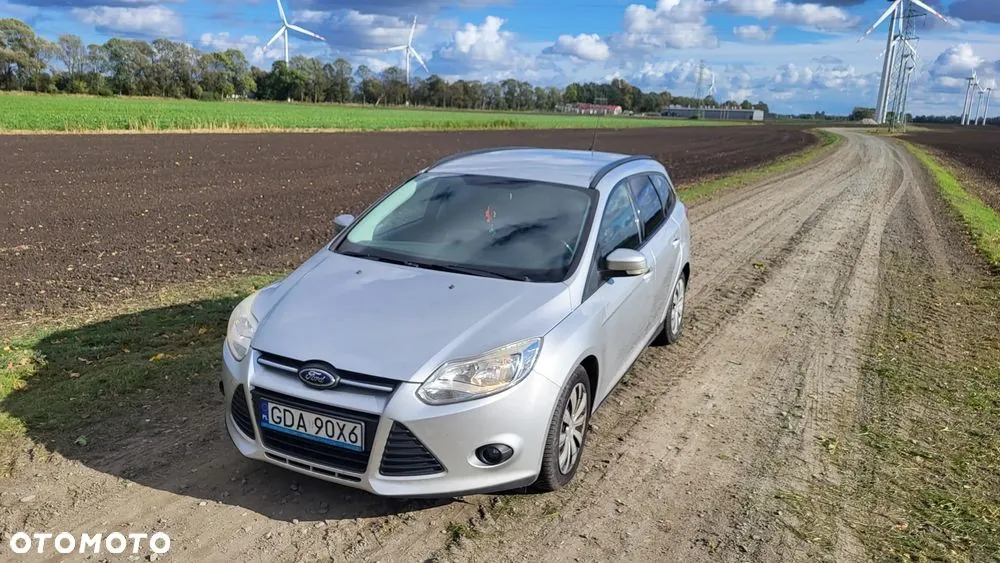 Ford Focus 2013 photo 2