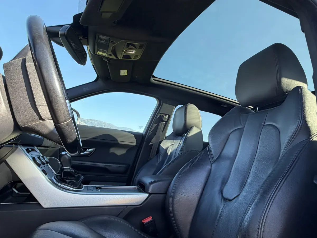 Land Rover Range Rover Evoque 2012 photo 3