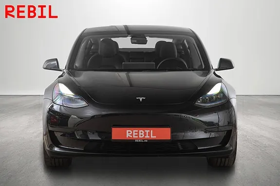 Tesla Model 3 2023 photo 3