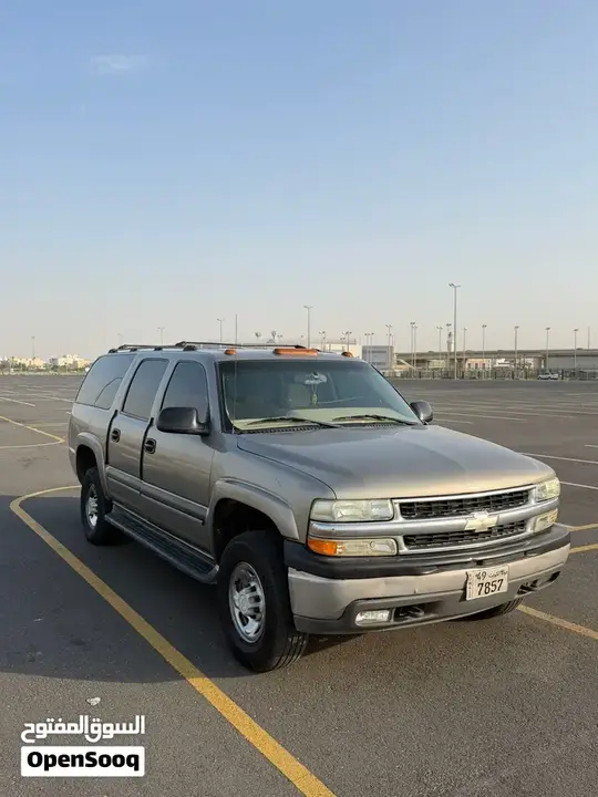 Chevrolet Suburban 2003 photo 3