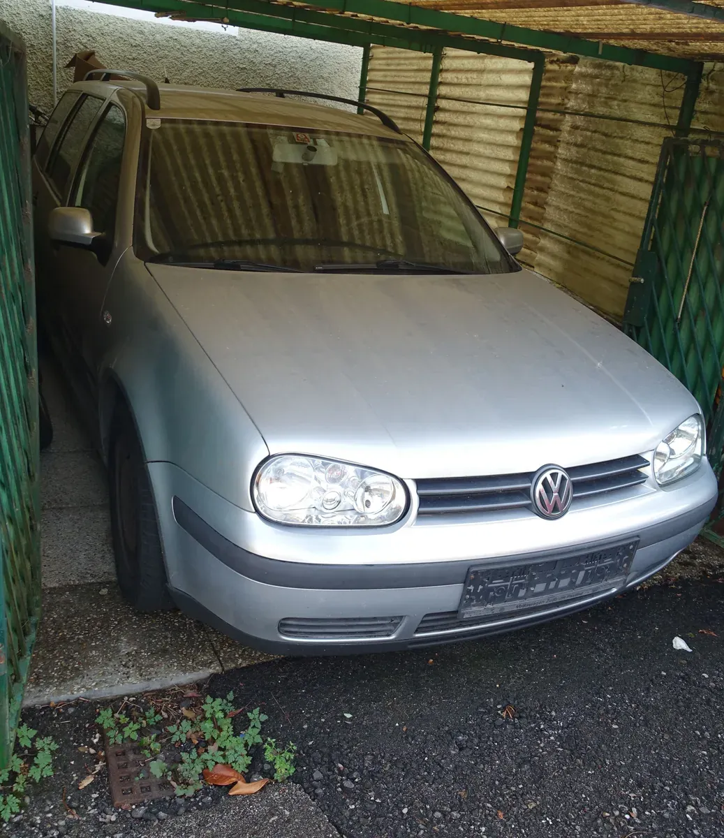 Volkswagen Golf 2002 photo 3