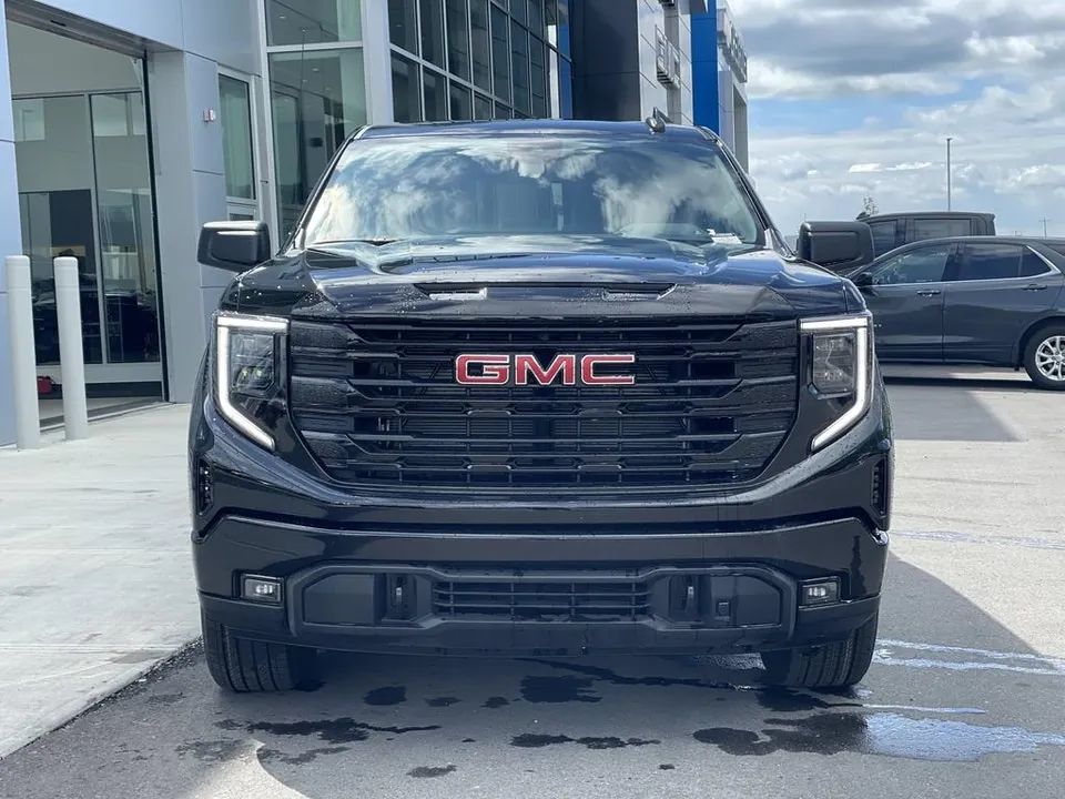 GMC Sierra 1500 2026 photo 2