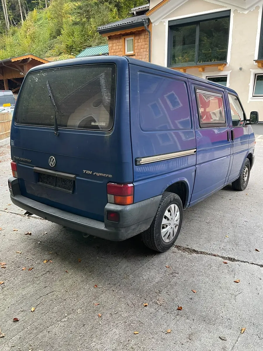 Volkswagen T4 2001 photo 3