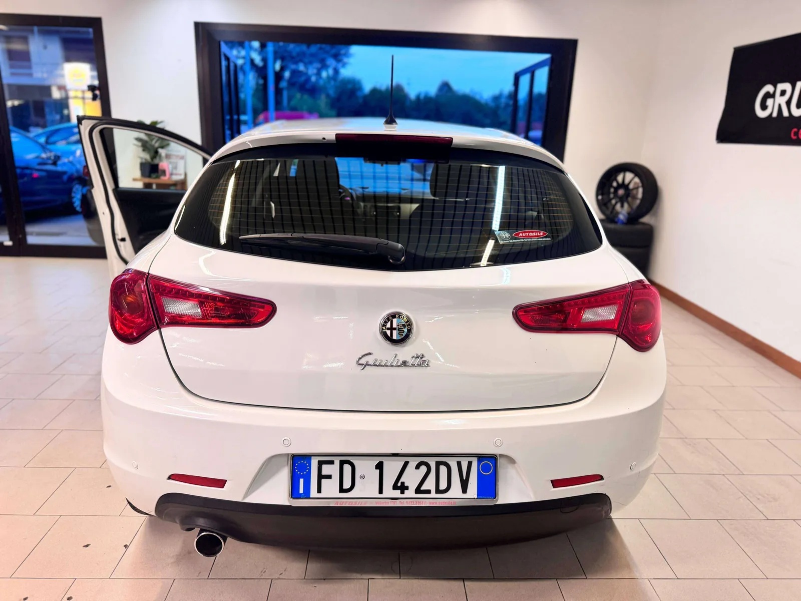Alfa Romeo Giulietta 2016 photo 5