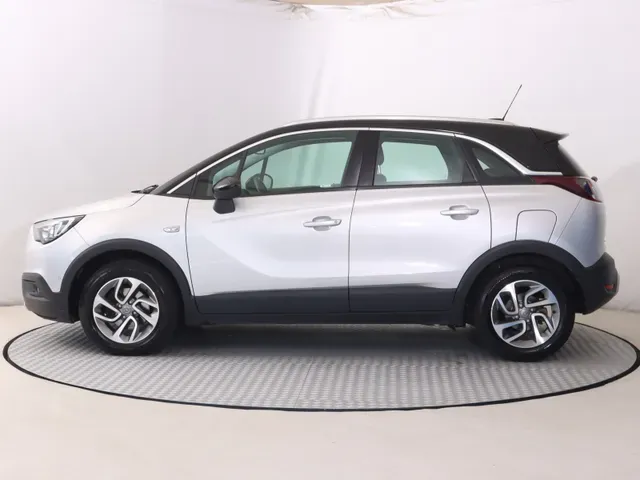 Opel Crossland 2018 photo 2