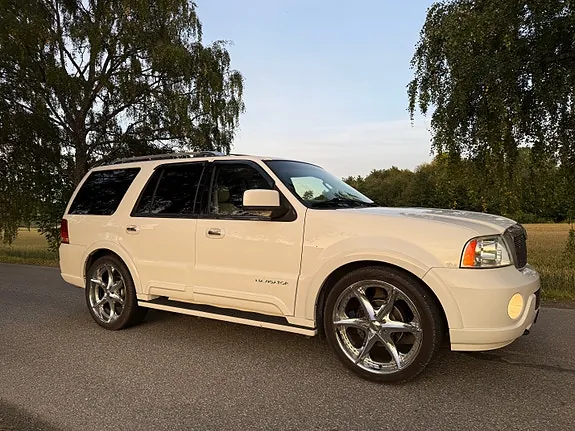 Lincoln Navigator 2003 photo 5