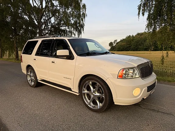 Lincoln Navigator 2003 photo 4