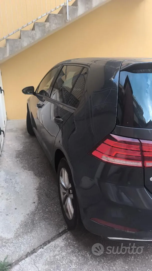Volkswagen Golf 2017 photo 2