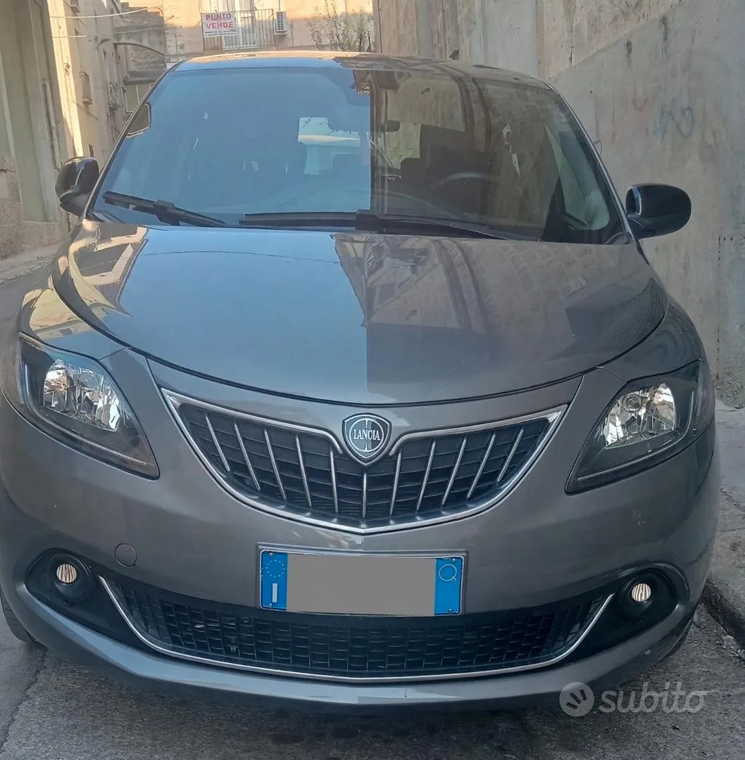 Lancia Ypsilon 2022 photo 2