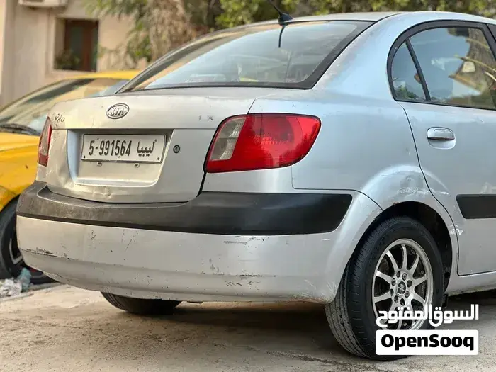 Kia Rio 2007 photo 2