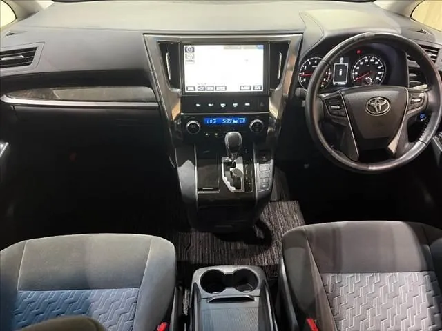Toyota Alphard 2017 photo 3