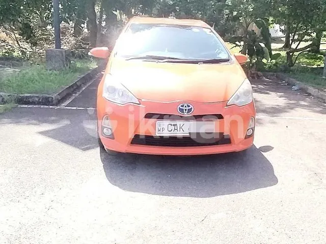 Toyota Aqua 2014 photo 5