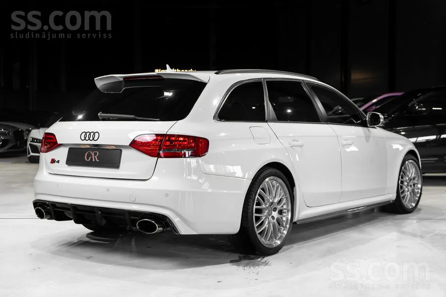 Audi S4 Avant 2009 photo 4