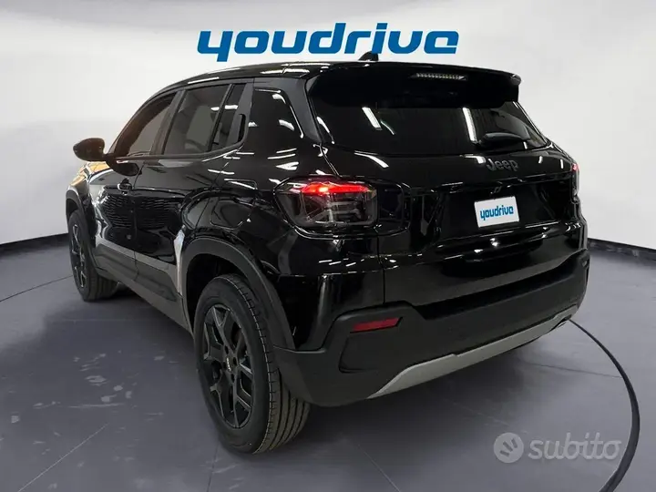 Jeep Avenger photo 3