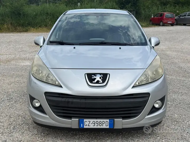 Peugeot 207 2009 photo 5