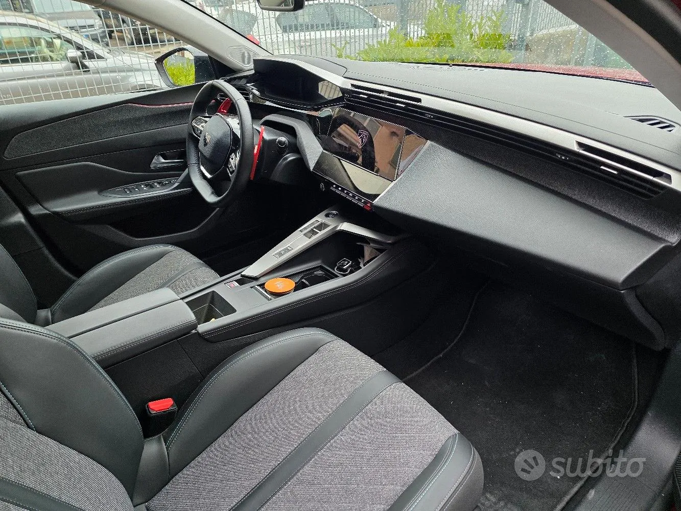 Peugeot 408 2024 photo 3