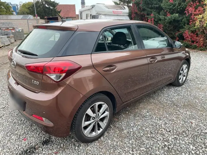 Hyundai I20