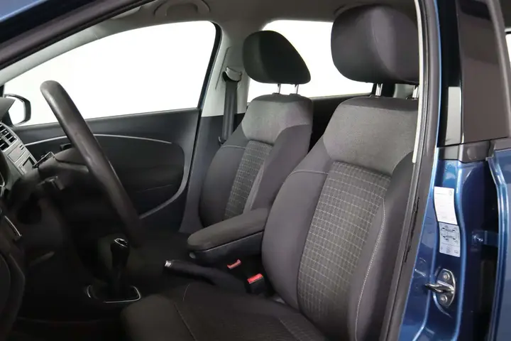 Volkswagen Polo 2015 photo 4