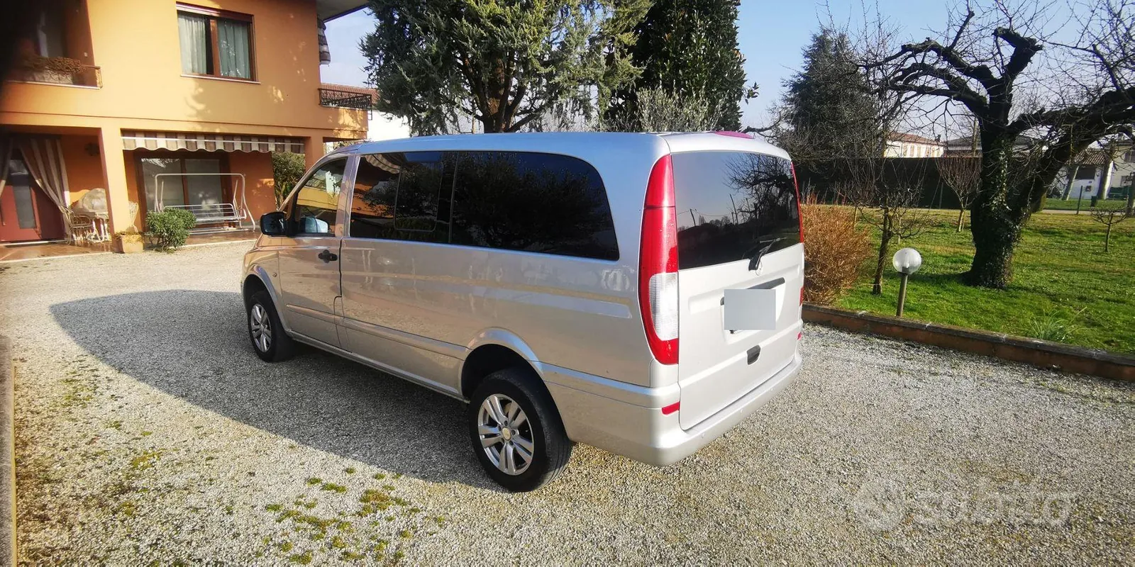 Mercedes-Benz Vito 2012 photo 2