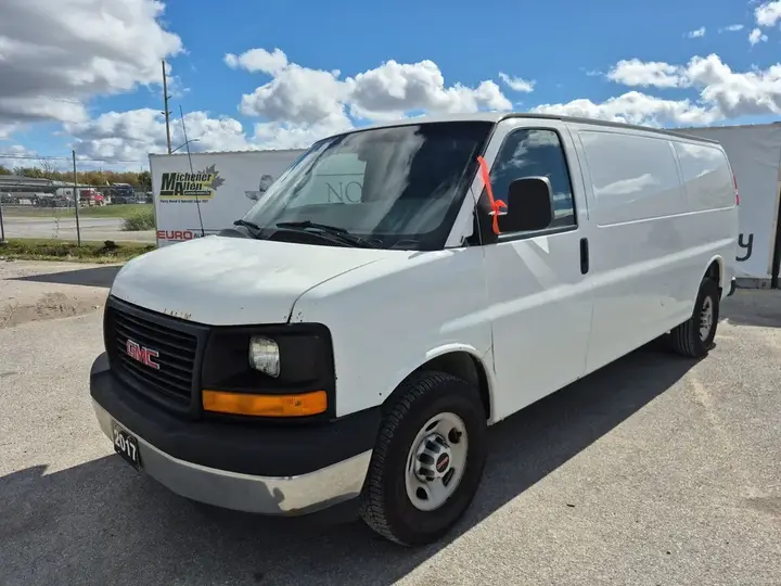 GMC Savana