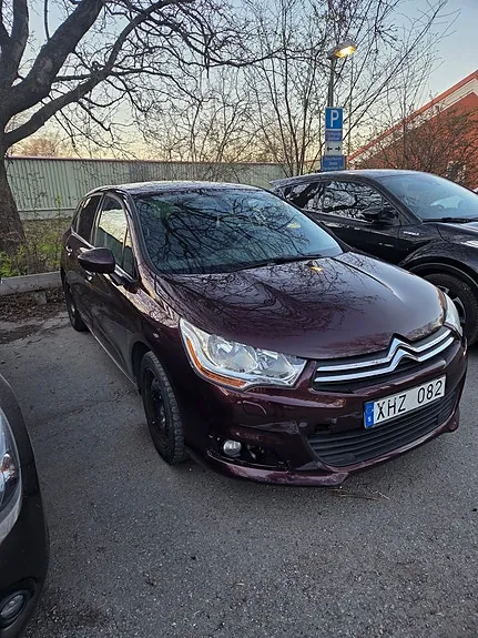 Citroen C4 2011 photo 3