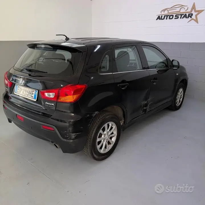 Mitsubishi Asx 2010 photo 4