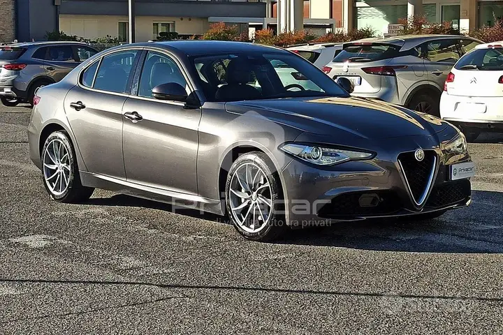 Alfa Romeo Giulia 2017 photo 3