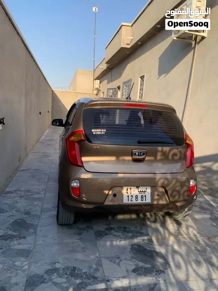 Kia Picanto 2012 photo 2