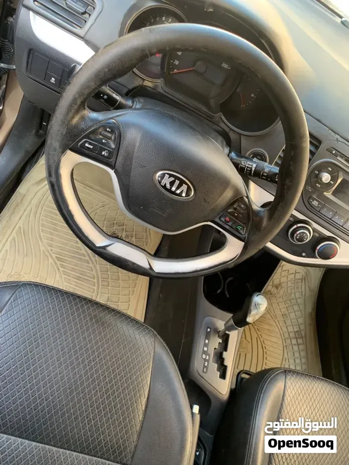 Kia Picanto 2012 photo 3