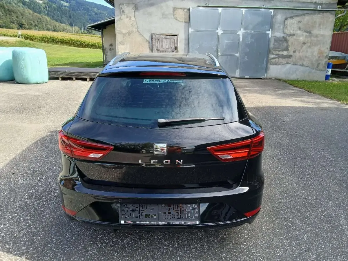 Seat Leon 2020 photo 2